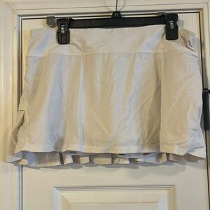 white lululemon athletic skirt